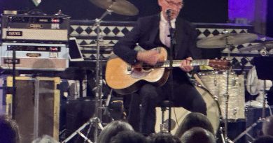 WIDE EYED AND LEGLESS IN TEDDINGTON