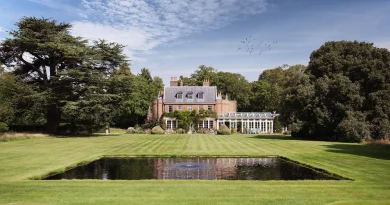 LORD LEBEDEV’S HAMPTON COURT MANSION ON THE MARKET FOR £25 MILLION