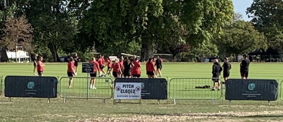 ENGLAND’S RED ROSES TRAIN AT THE LENSBURY